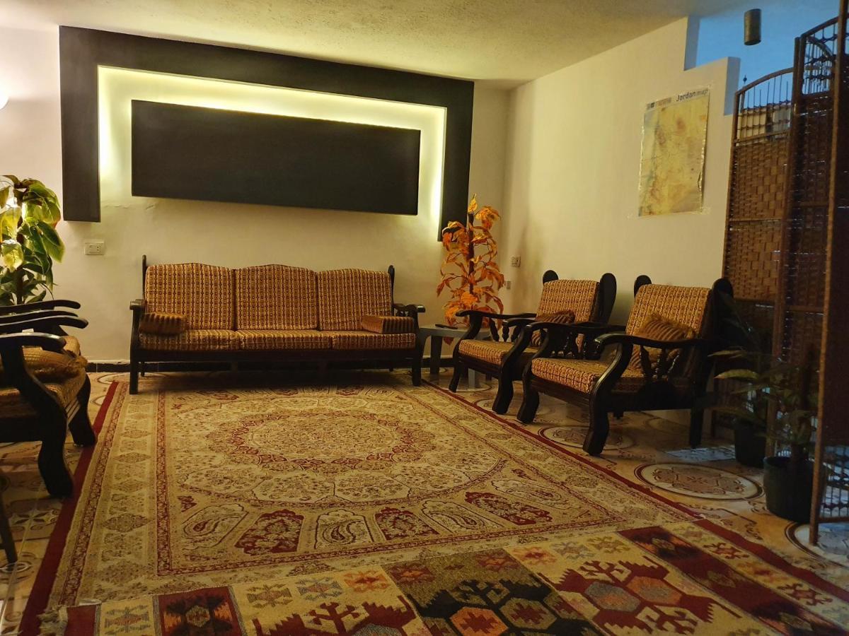 Zeus Apartment 杰拉什 外观 照片