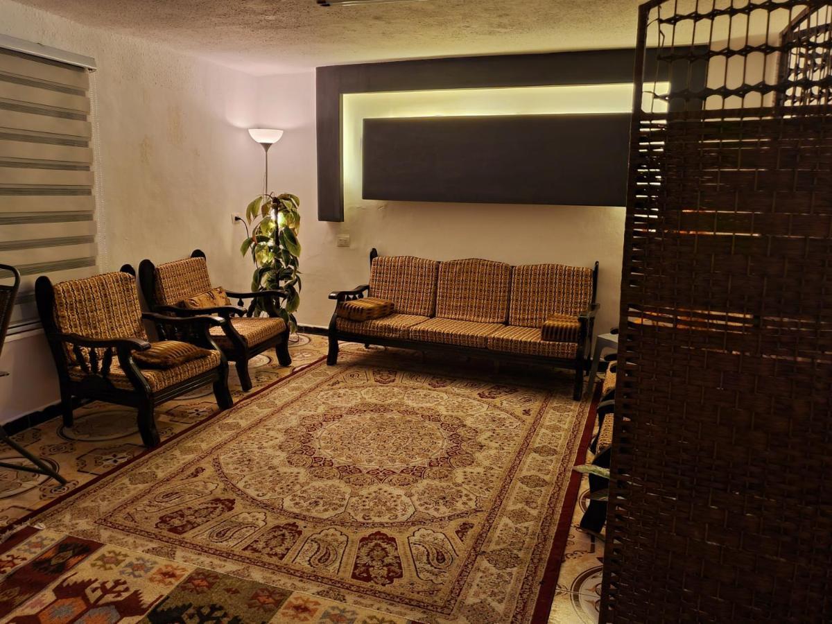Zeus Apartment 杰拉什 外观 照片