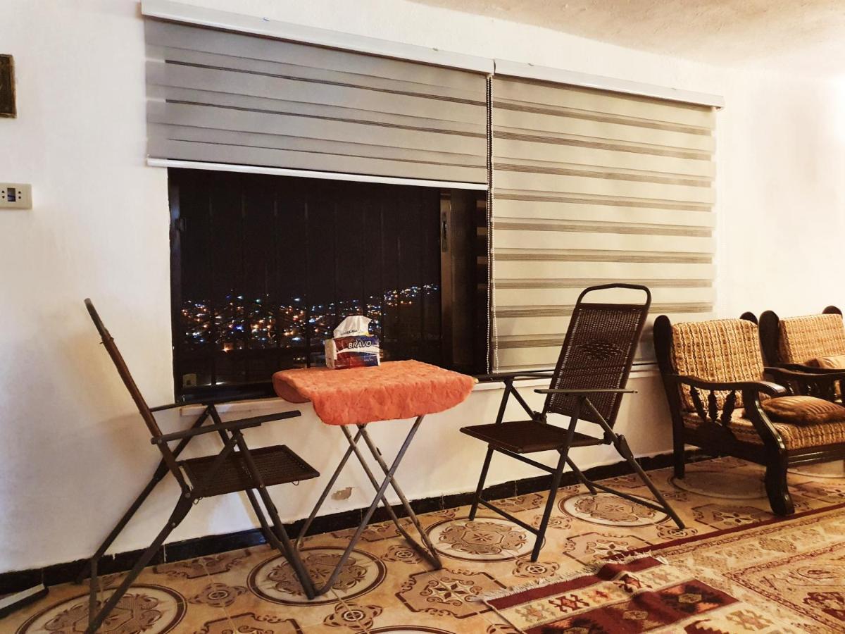 Zeus Apartment 杰拉什 外观 照片
